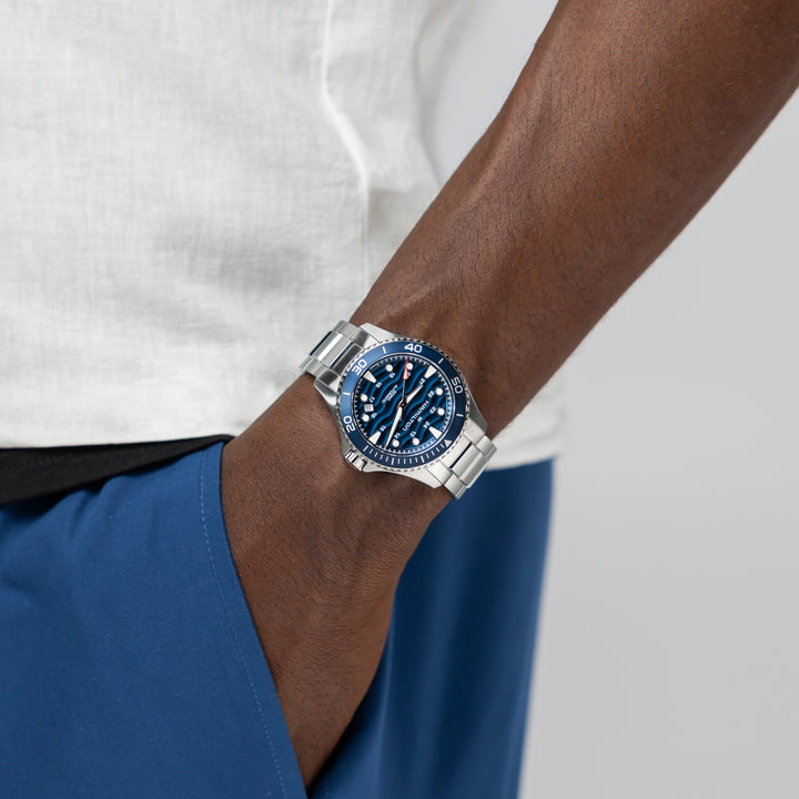 Hamilton Khaki Navy Scuba Auto 40mm H82425140 worn on wrist