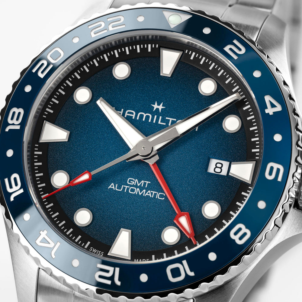 Hamilton Khaki Navy Scuba Auto GMT 43mm H82535140 detail view 1