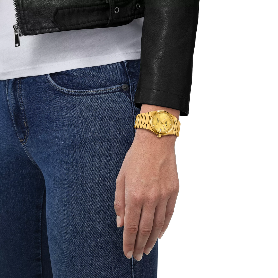 Simulation of the watch Tissot PRX 35mm on a wrist, reference T137.207.33.021.00