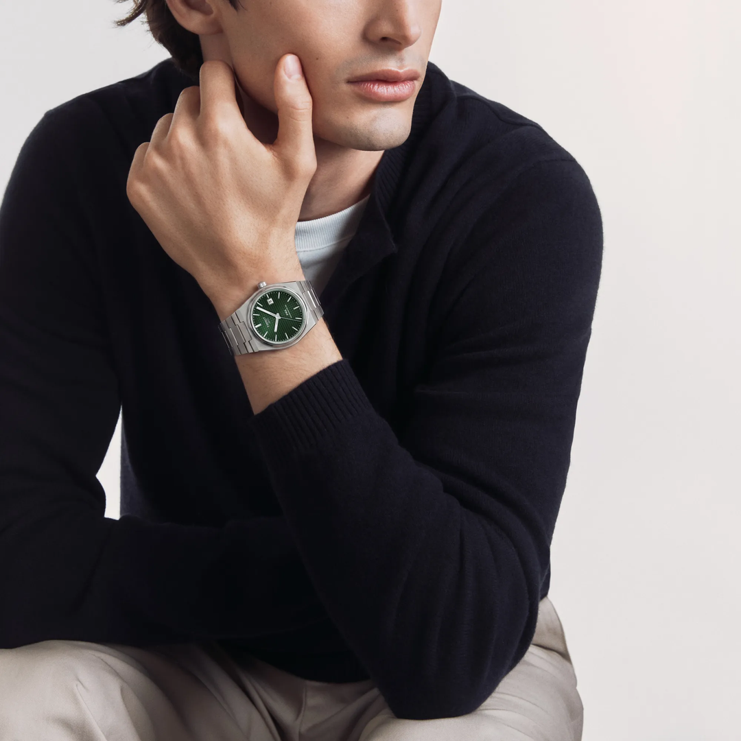 Simulation of the watch Tissot PRX 40mm on a wrist, reference T137.407.11.091.00