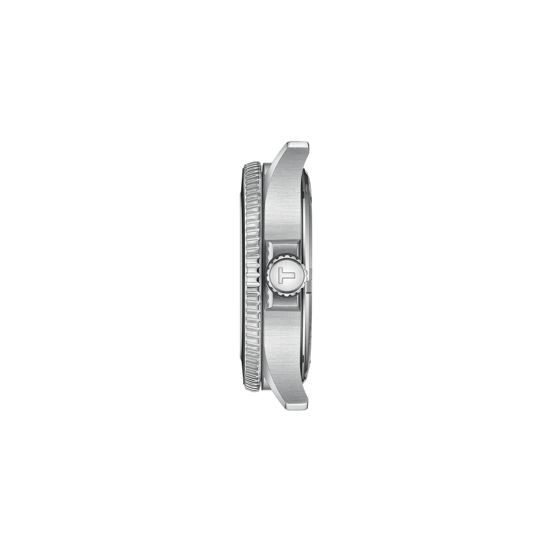 Profile view of the watch case Tissot Seastar 1000 GMT 40mm, reference T120.852.17.051.00