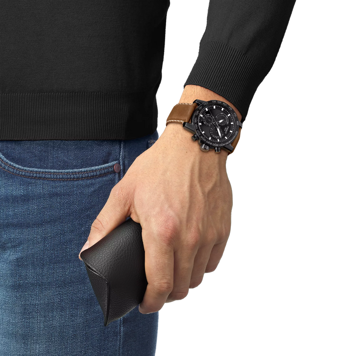 Simulation of the watch Tissot Supersport Chrono 45.5mm on a wrist, reference T125.617.36.051.01