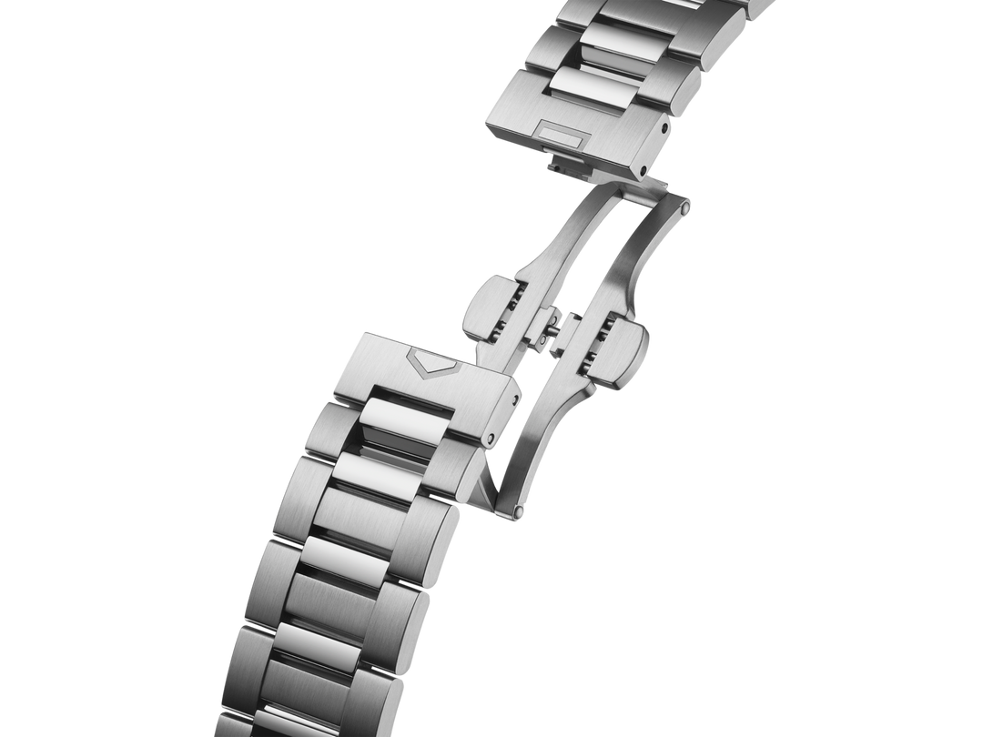 TAG Heuer Carrera Chronograph Sport 42 mm CDB2111.BA0054 – bracelet and clasp