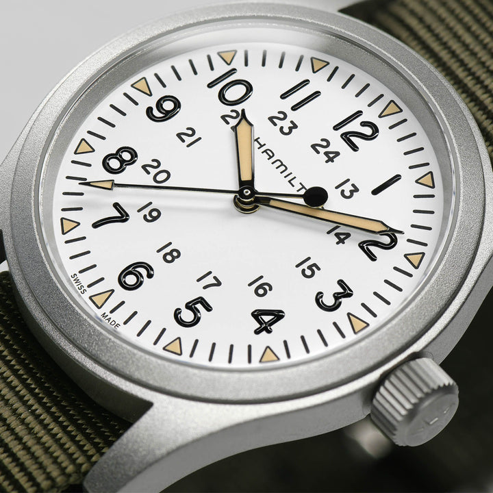 Hamilton Khaki Field Mechanical 38 mm H69439411 dial detail