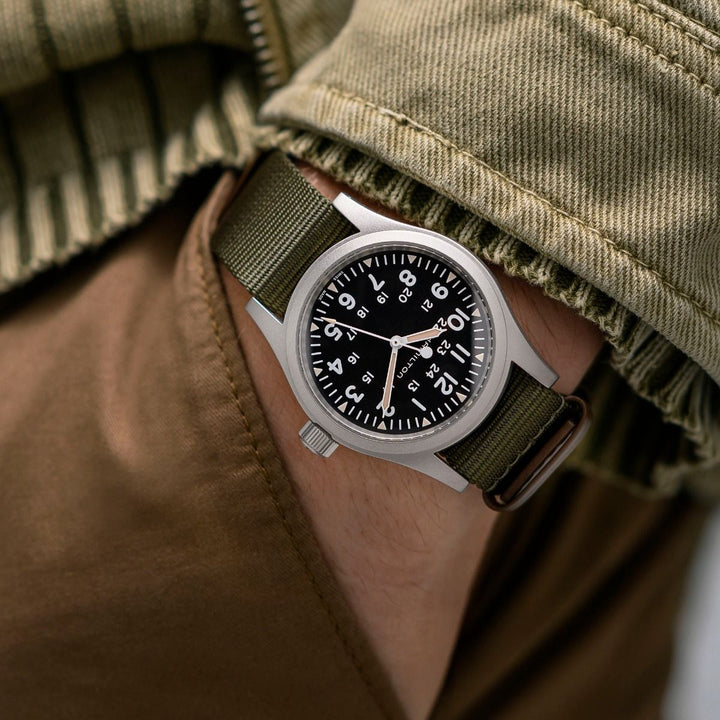 Hamilton Khaki Field Mechanical 38 mm H69439931 Wrist