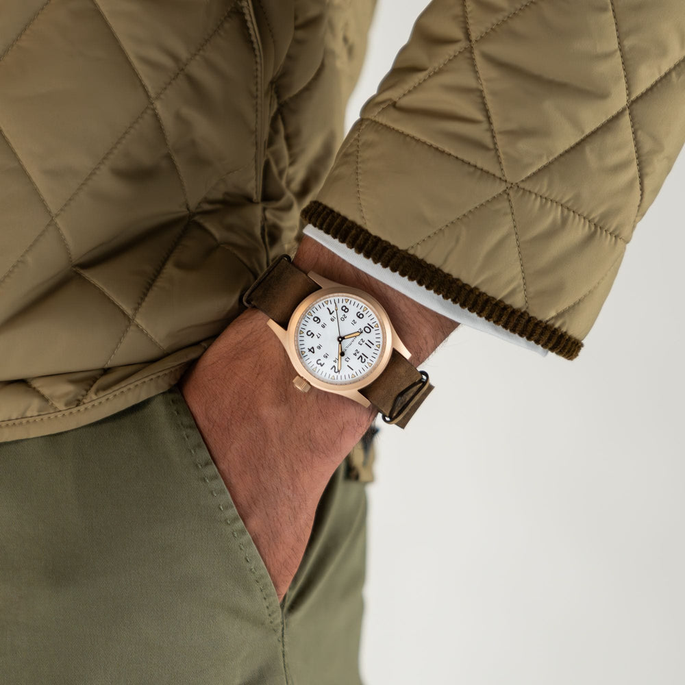 Hamilton Khaki Field Mechanical 38 mm H69459510 man wrist