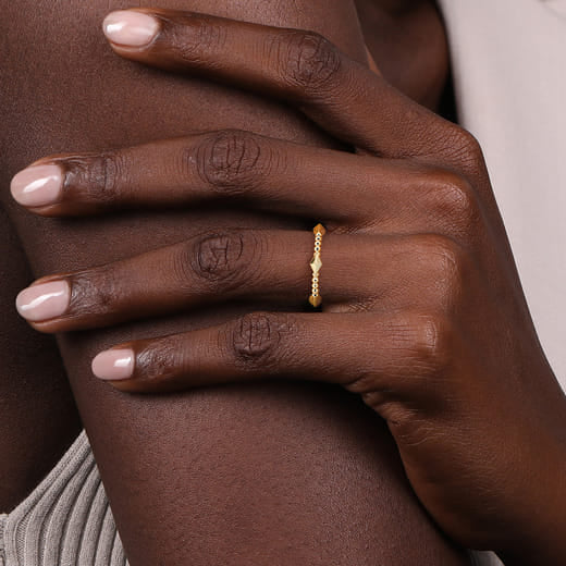Gabriel & Co. 14K Yellow Plain Gold Bujukan Pyramid Classic Ladies Ring LR52648Y4JJJ