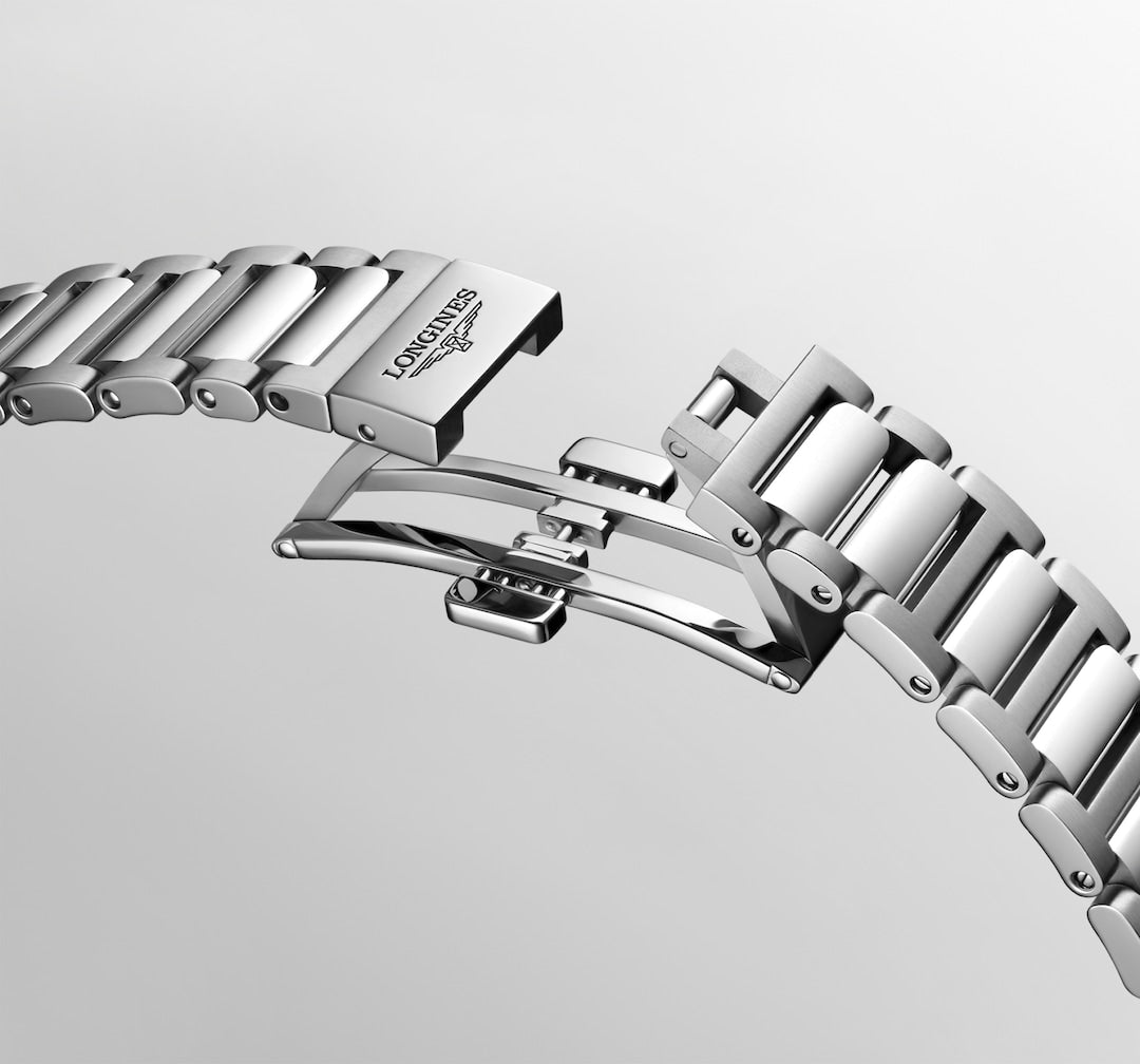 Longines Conquest 34 mm L3.430.4.92.6 Fold Strap