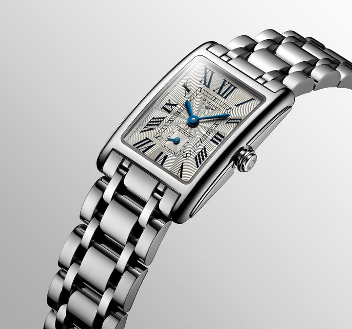 Longines DolceVita 20.80 mm x 32 mm L5.255.4.71.6 dial detail 3