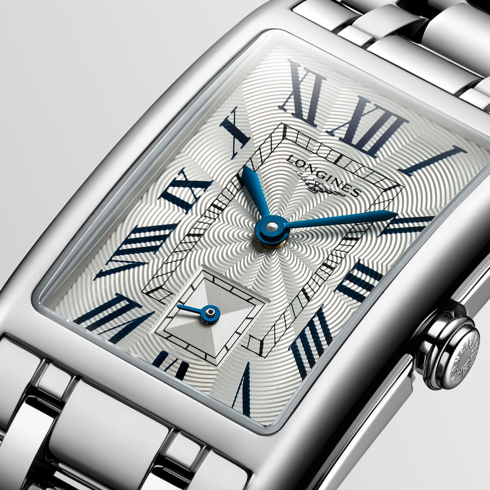 Longines DolceVita 23.30 mm x 37 mm L5.512.4.71.6 dial detail
