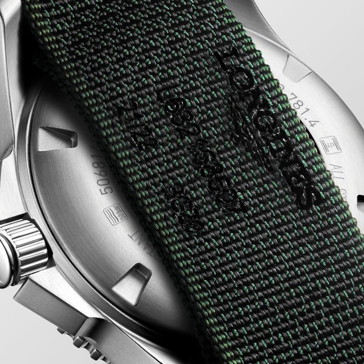 Longines HydroConquest 41 mm L3.781.4.05.2 solid case back