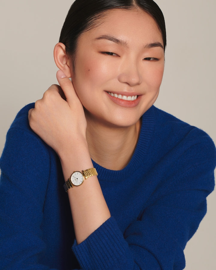 Longines La Grande Classique 24 mm L4.209.2.11.8 wrist