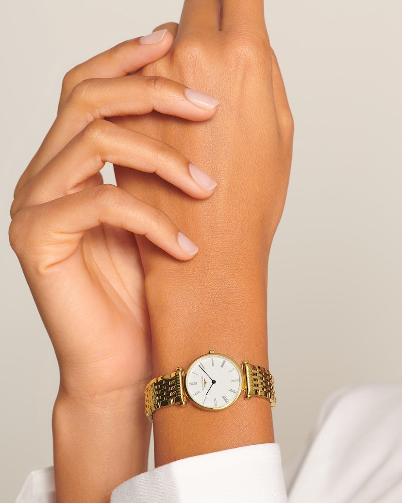 Longines La Grande Classique 24 mm L4.209.2.11.8 wrist 3