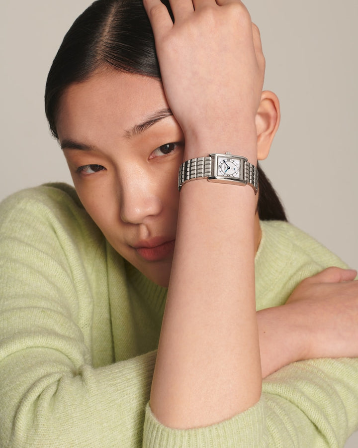 Longines Mini DolceVita 21.50 X 29.00 mm L5.200.4.75.6 wrist 2