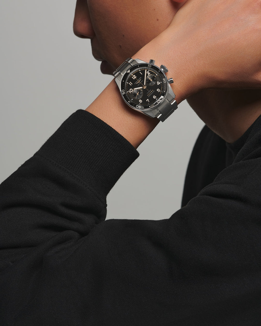 Longines Spirit Flyback 42 mm L3.821.4.53.6 wrist