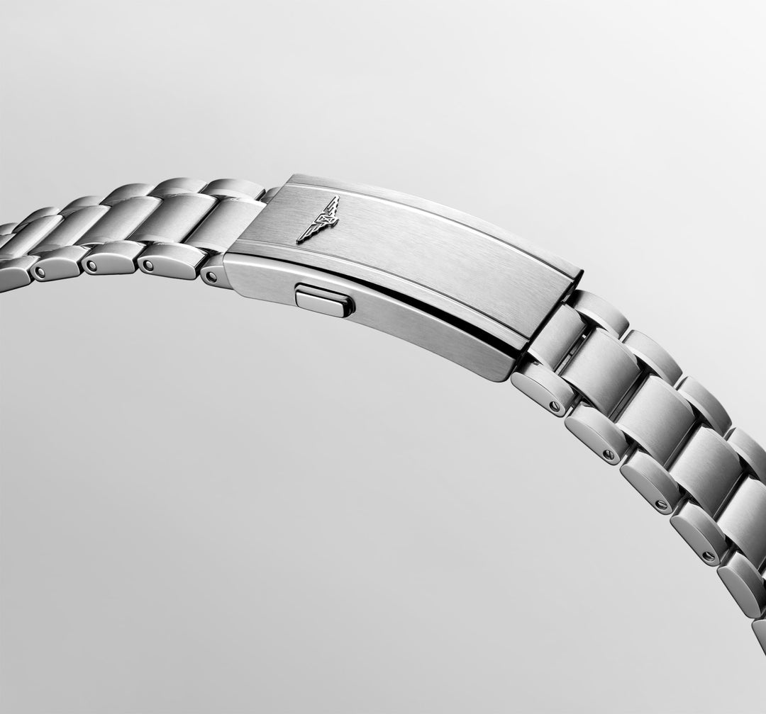 Longines Spirit Pilot 39 mm L3.809.4.53.6 strap