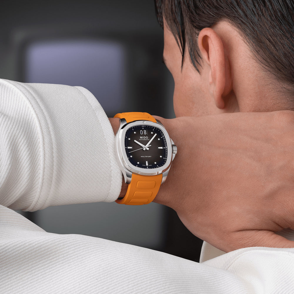 MIDO Multifort TV Big Date 39.2 mm x 40mm M049.526.17.081.00 Wrist