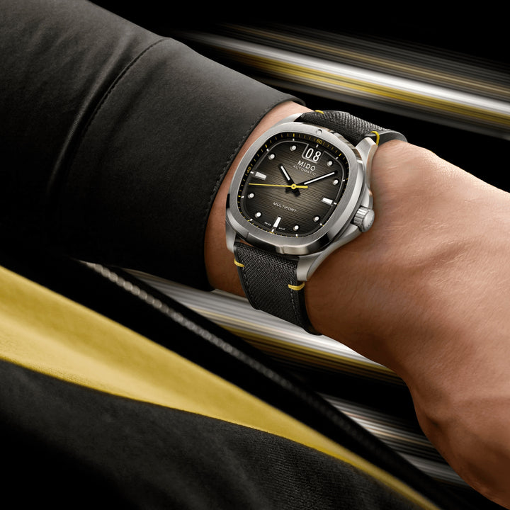MIDO Multifort TV Big Date 39.2 mm x 40mm M049.526.17.081.01 Wrist