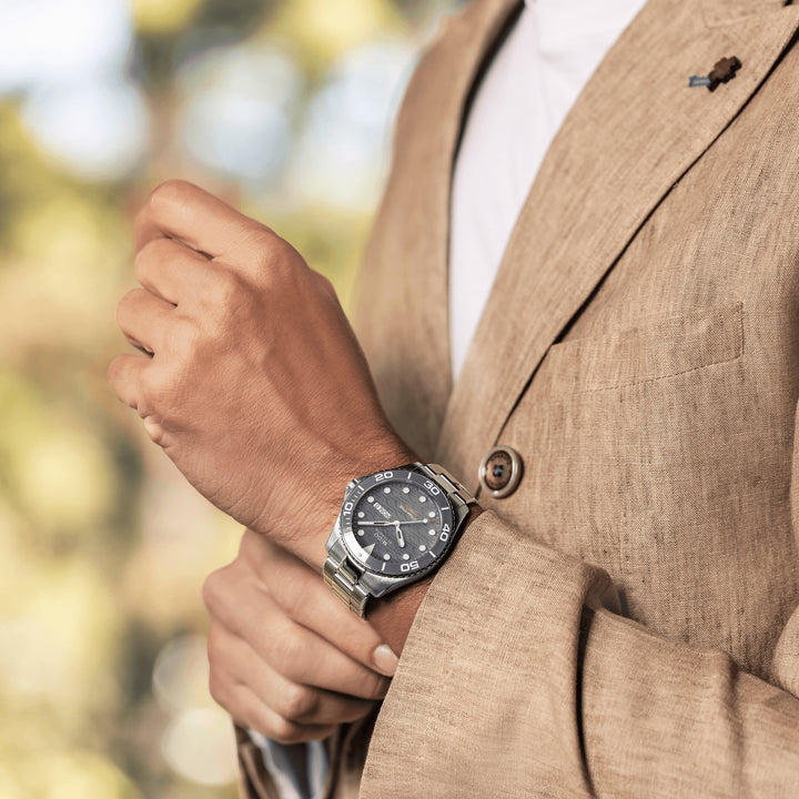 MIDO Ocean Star 200C Steel 42.5 mm M042.430.11.081.00 Wrist