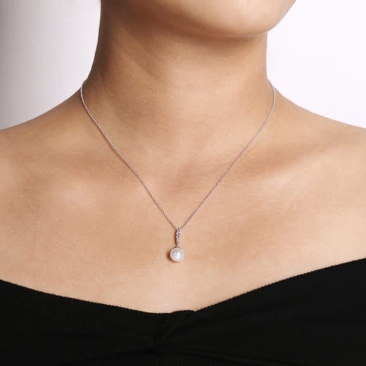 Gabriel & Co. 14K White Gold Cultured Pearl and Diamond Drop Pendant Necklace NK4499W45PL