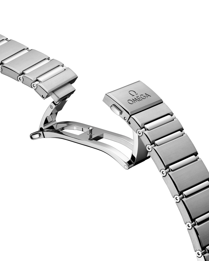 OMEGA Constellation 39 mm 131.10.39.20.01.001 strap detail