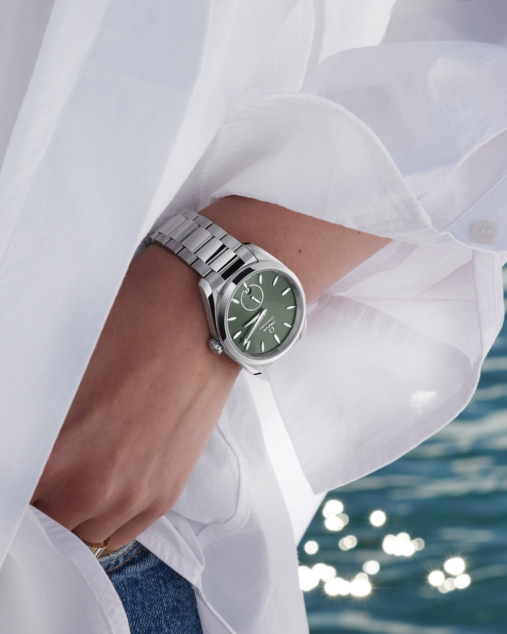 OMEGA Seamaster Aqua Terra 150M 38 mm 220.10.38.20.10.001 wrist