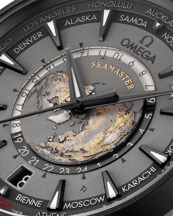 OMEGA Seamaster Aqua Terra 150M 43 mm 220.92.43.22.99.001 dial detail