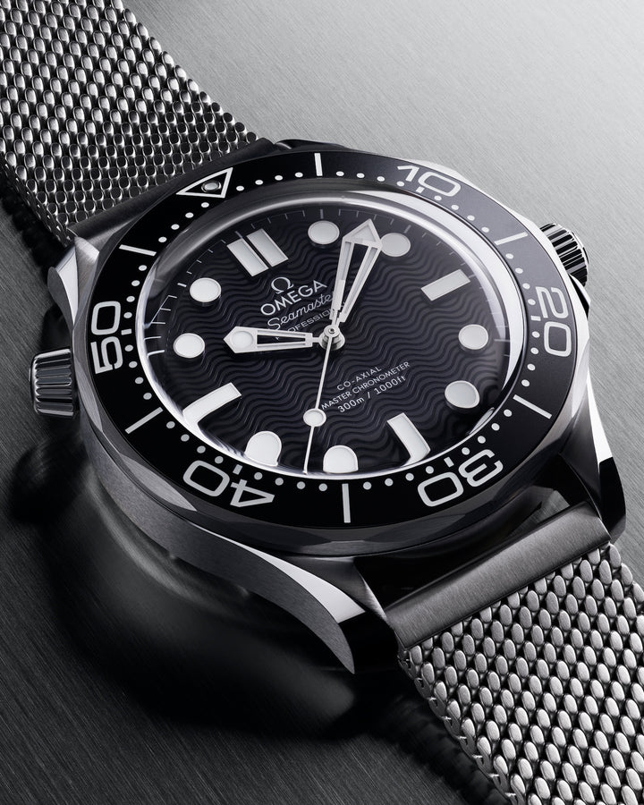 OMEGA Seamaster Diver 300M 42 mm 210.30.42.20.01.010 profil