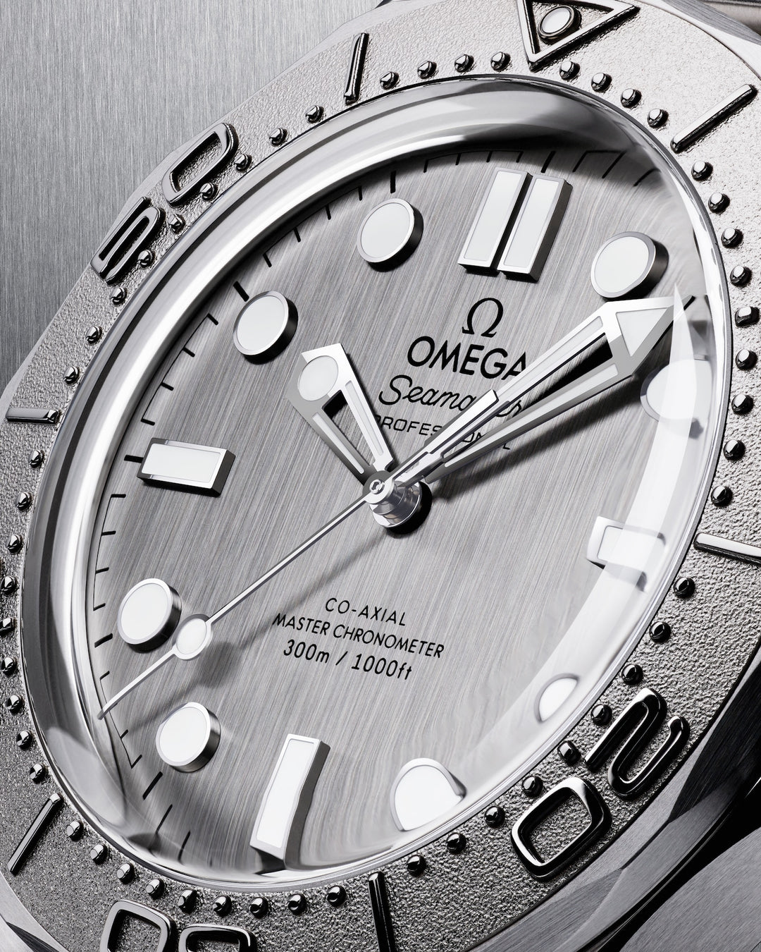 OMEGA Seamaster Diver 300M 42 mm 210.30.42.20.06.002 dial detail