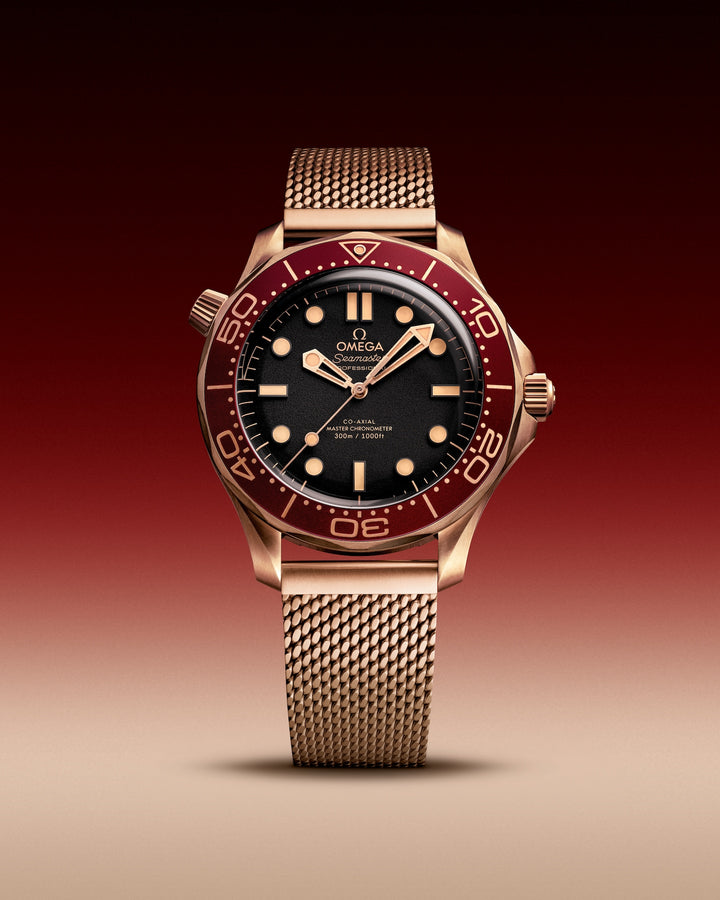 OMEGA Seamaster Diver 300M 42 mm, Bronze gold on Bronze Gold 210.90.42.20.01.003 amb