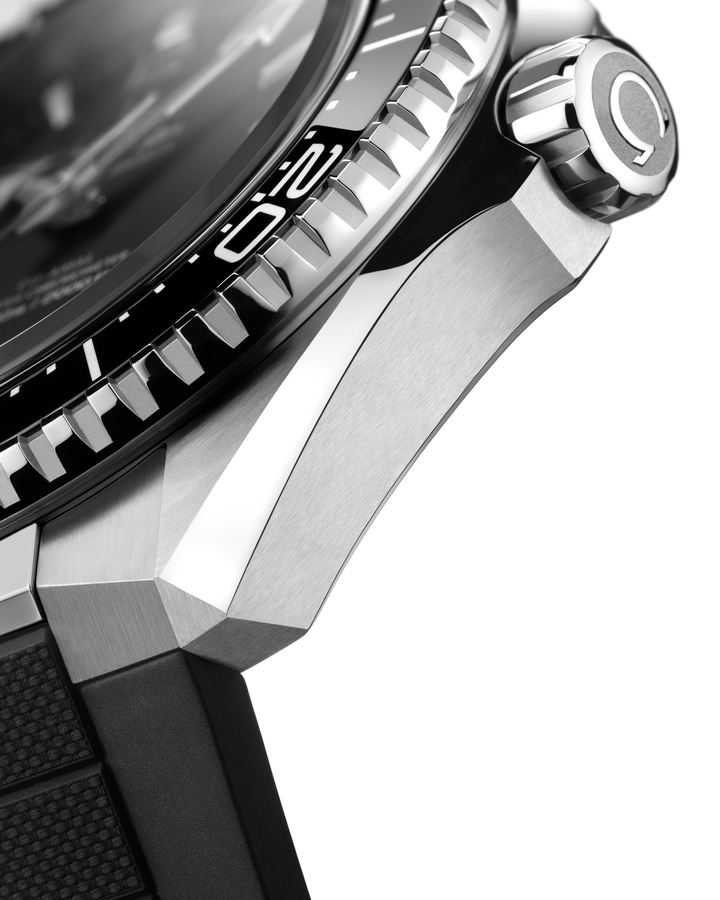 OMEGA Seamaster Planet Ocean 600M 42 mm 217.32.42.21.01.001 detail 2