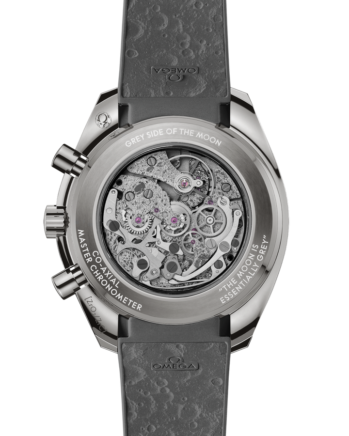 OMEGA Speedmaster Dark Side of the Moon  44.25 mm  310.92.44.50.06.002 open case back