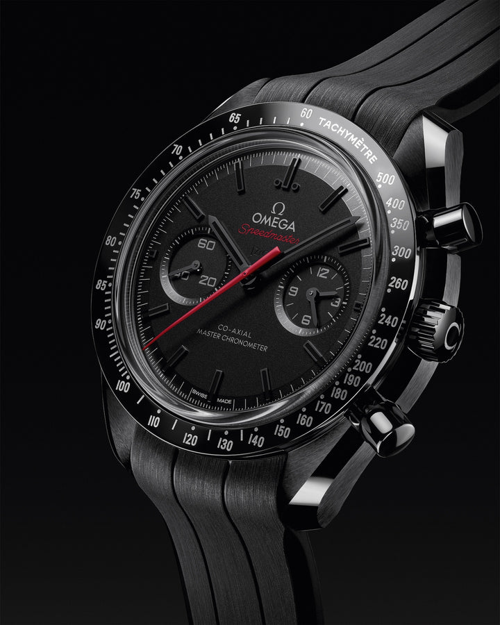 OMEGA Speedmaster Dark Side of the Moon  44.25 mm 310.92.44.51.01.001 profil