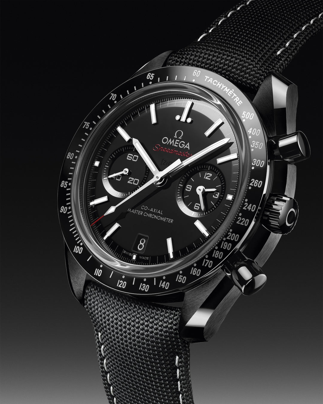 OMEGA Speedmaster Dark Side of the Moon  44.25 mm 310.92.44.51.01.002 profil