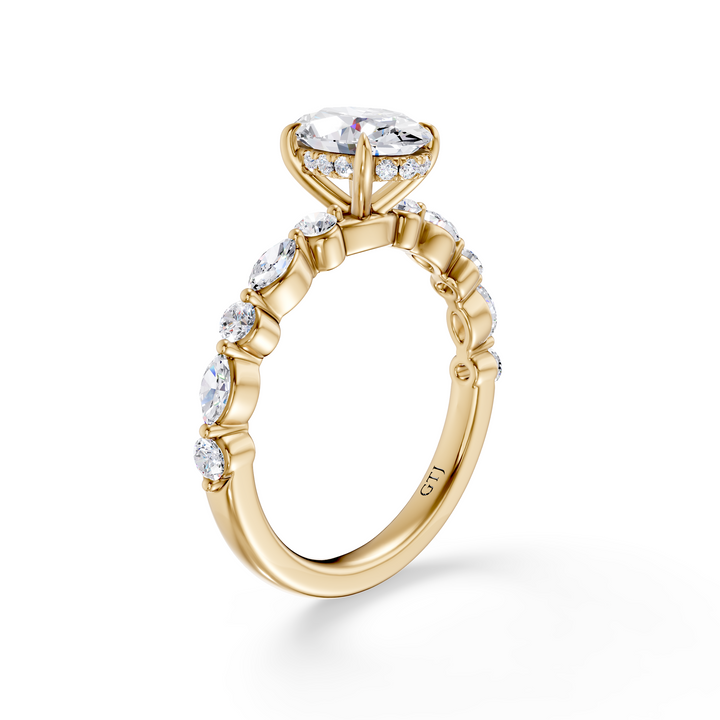 Stylish Lab Grown Diamond Engagement Ring