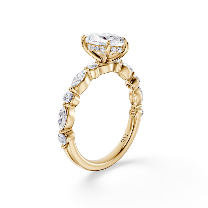 Stylish Lab Grown Diamond Engagement Ring