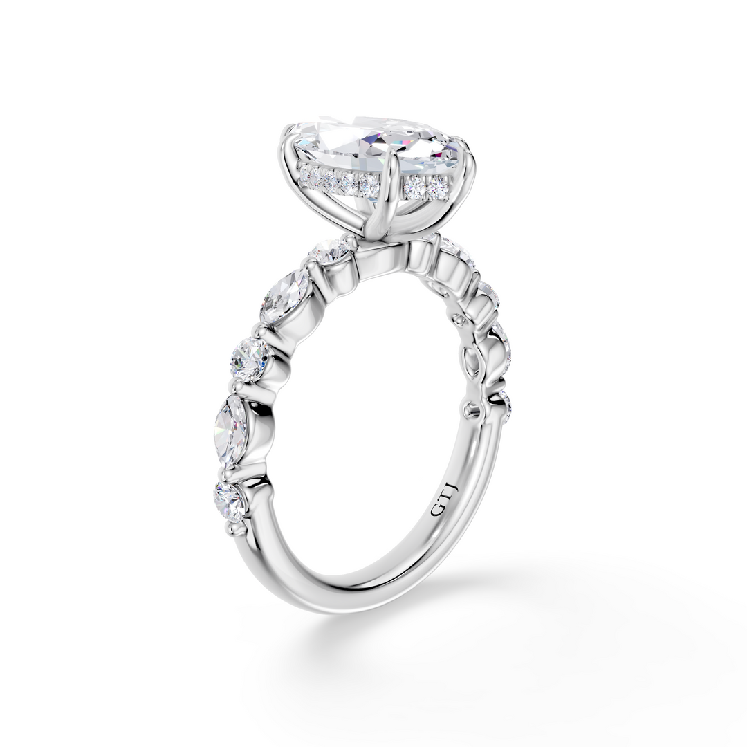 Stylish Lab Grown Diamond Engagement Ring