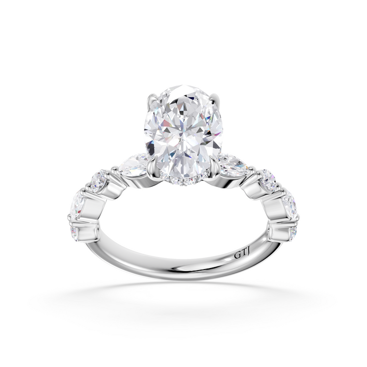 Stylish Lab Grown Diamond Engagement Ring