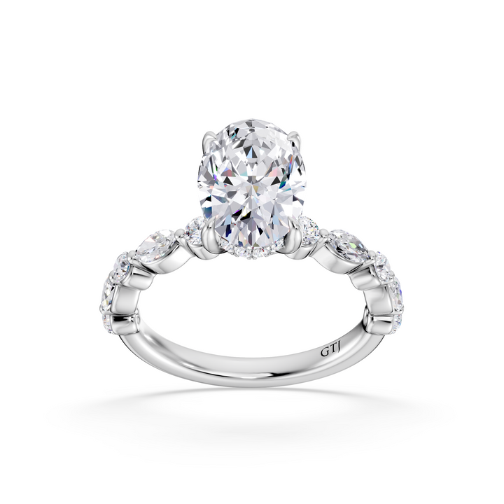 Stylish Lab Grown Diamond Engagement Ring