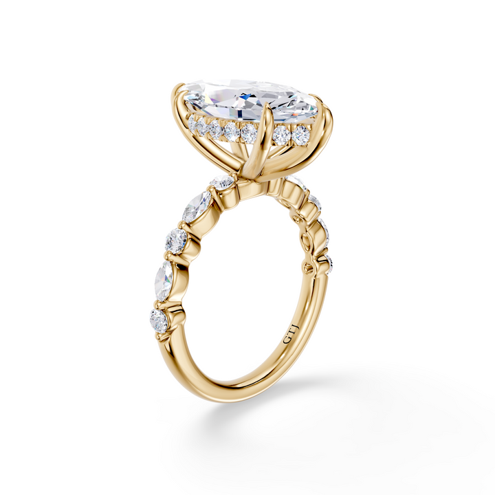 Stylish Lab Grown Diamond Engagement Ring