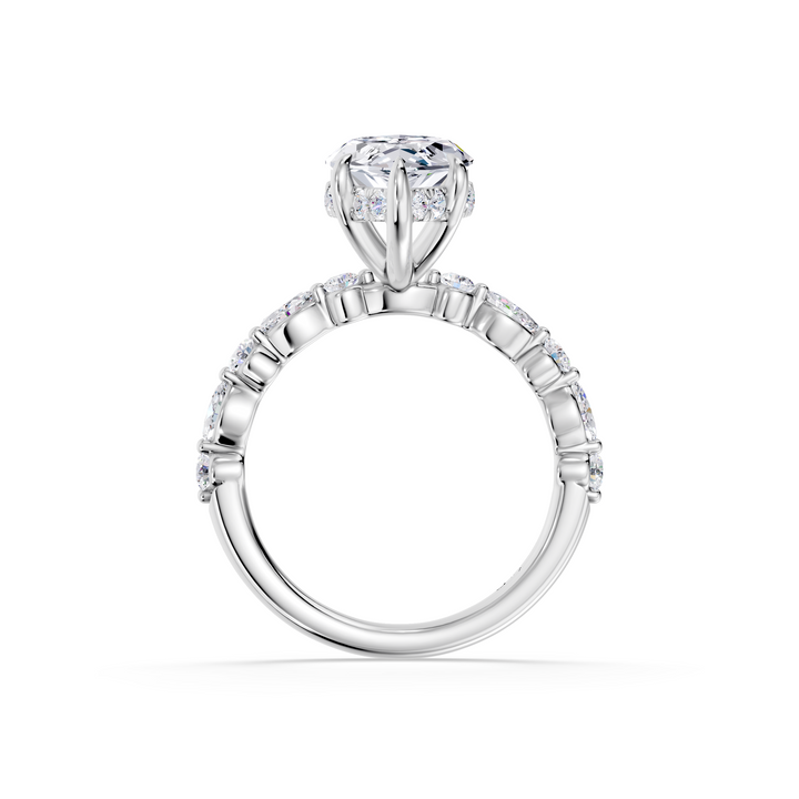 Stylish Lab Grown Diamond Engagement Ring