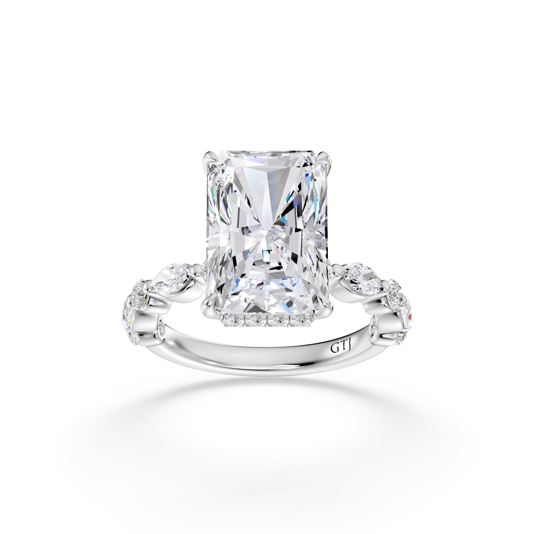 Stylish Lab Grown Diamond Engagement Ring