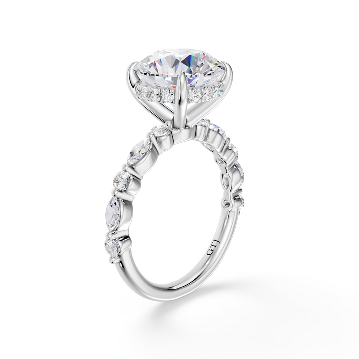 Stylish Lab Grown Diamond Engagement Ring