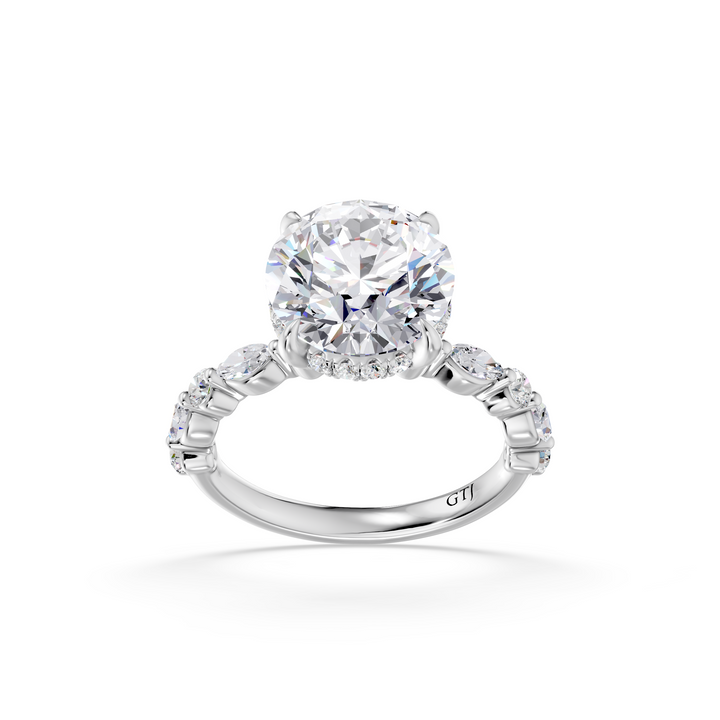 Stylish Lab Grown Diamond Engagement Ring