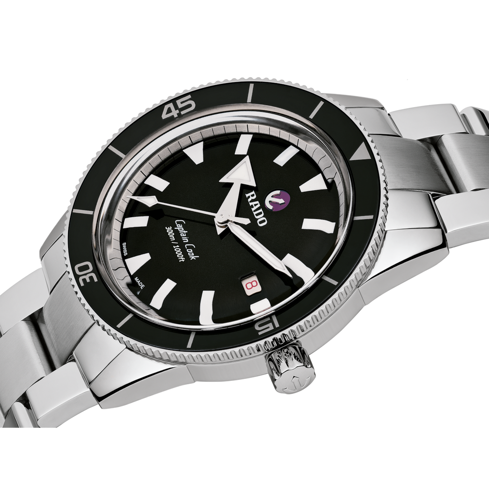 Rado Captain Cook Automatic 42 mm R32105153 side view