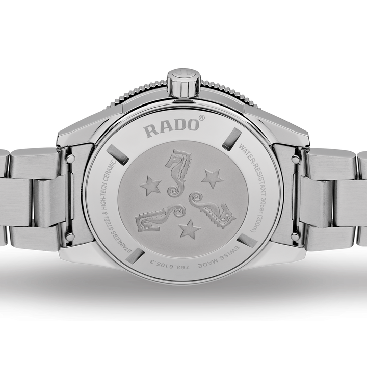 Rado Captain Cook Automatic 42 mm R32105153 solid case back