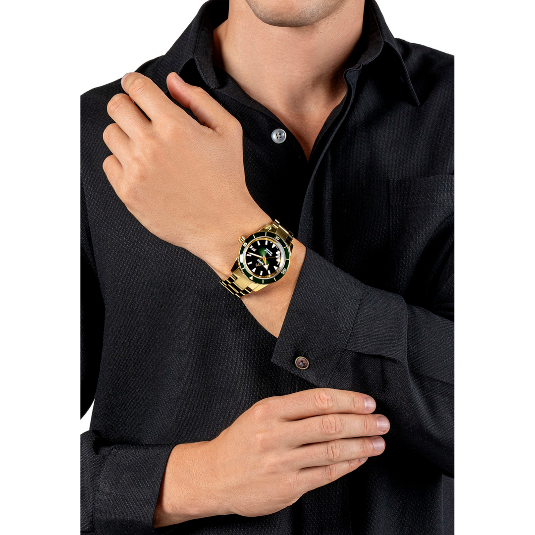 Rado Captain Cook Automatic 42 mm R32136323 wrist 2