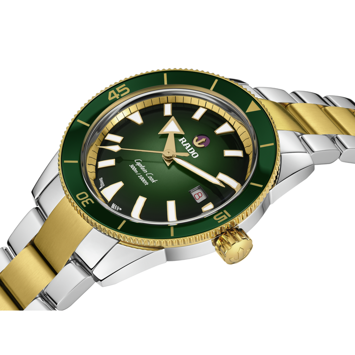 Rado Captain Cook Automatic 42 mm R32138303 side view
