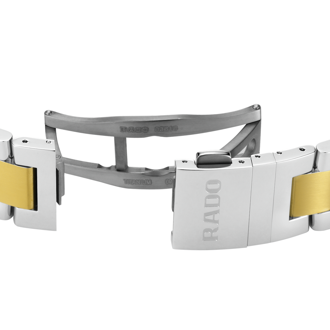 Rado Captain Cook Automatic 42 mm R32138303 strap