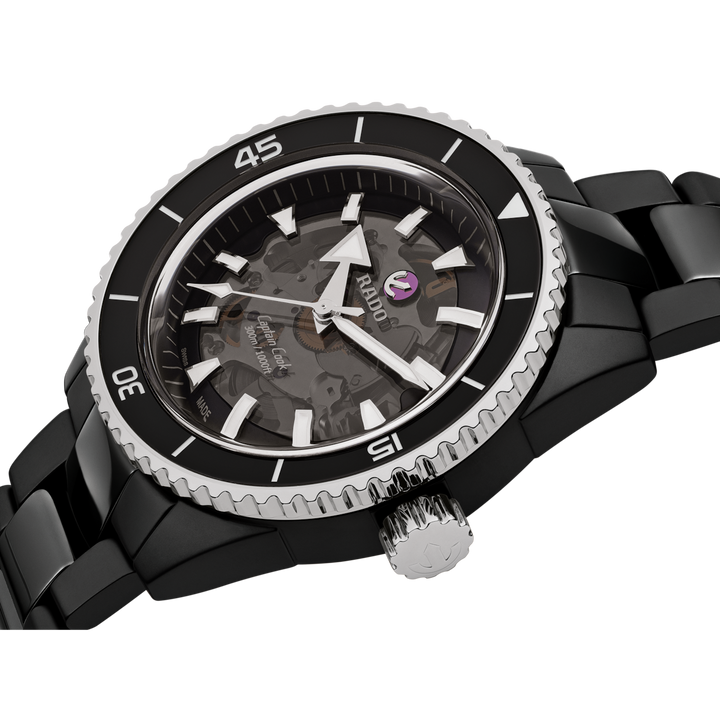 Rado Captain Cook High Tech Ceramic 43 mm R32127152 side view